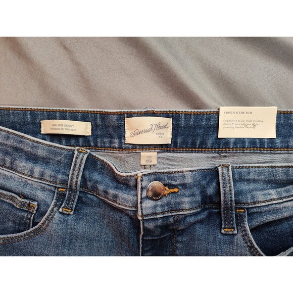 Women's Universal Thread High Rise Distressed Skinny Jeans Blue 17 - Picture 5 of 6